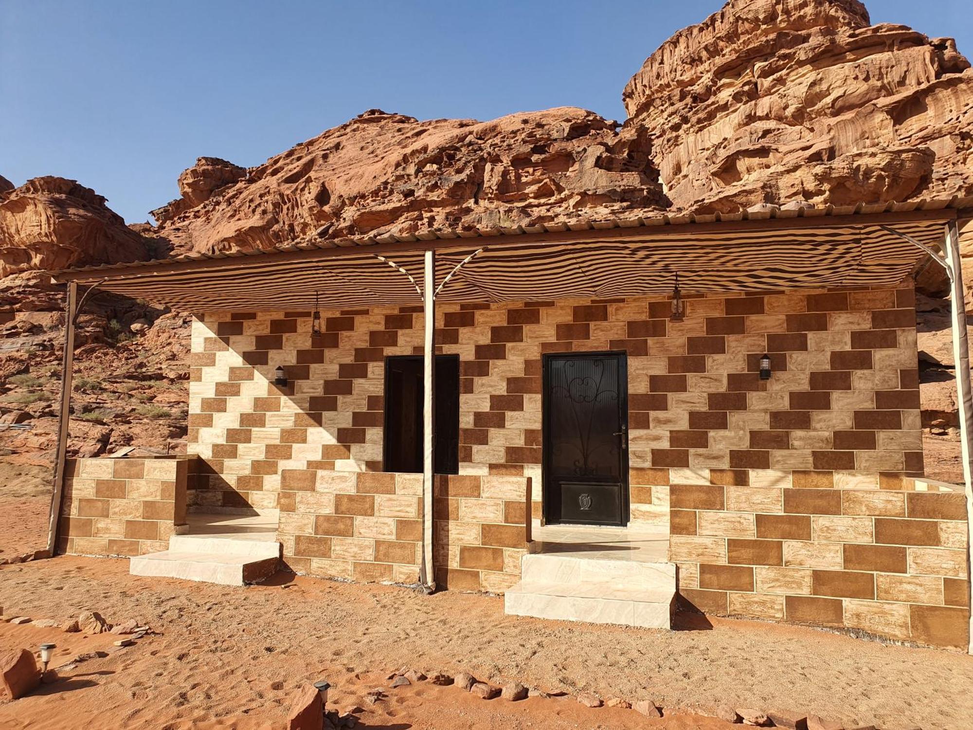 Hotel Bedouin Family Camp Wadi Rum Exterior foto